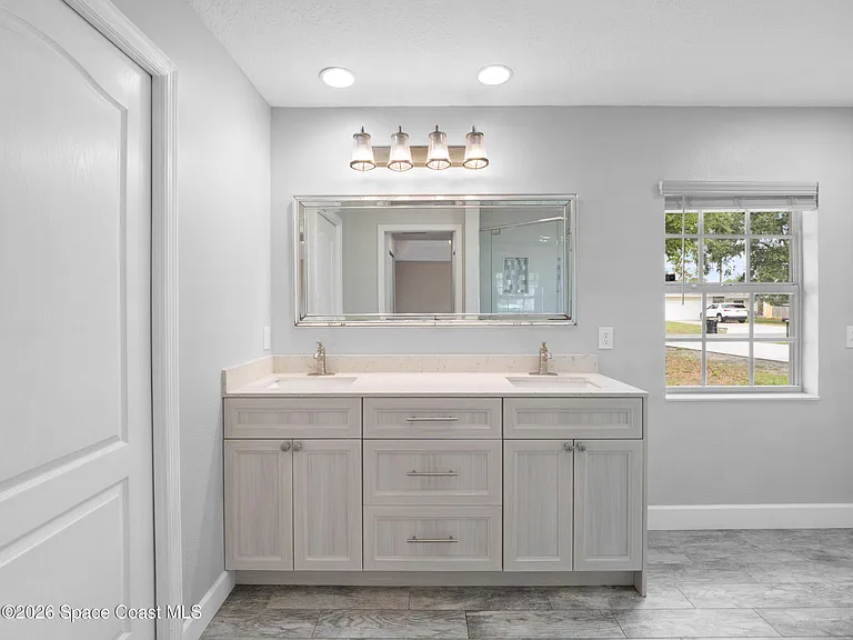 567 Consolata Ave NW — Photo 18