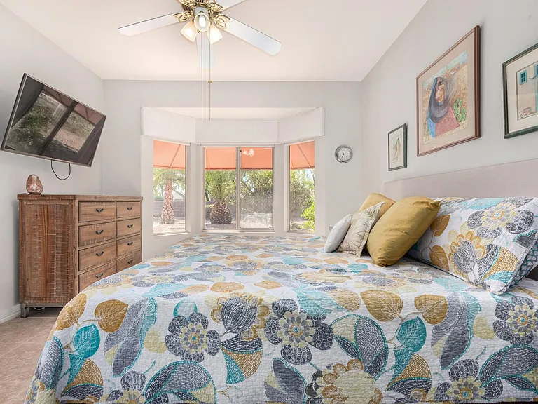 16215 W Desert Winds Dr — Photo 11
