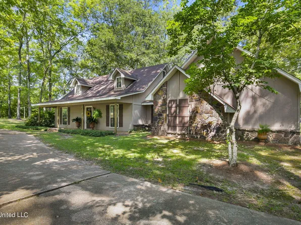 104 Kathryn Dr, Brandon, MS 39042