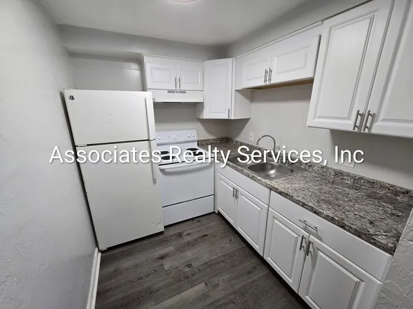 7001 SW 6th Pl Unit A-h, Gainesville, FL 32607