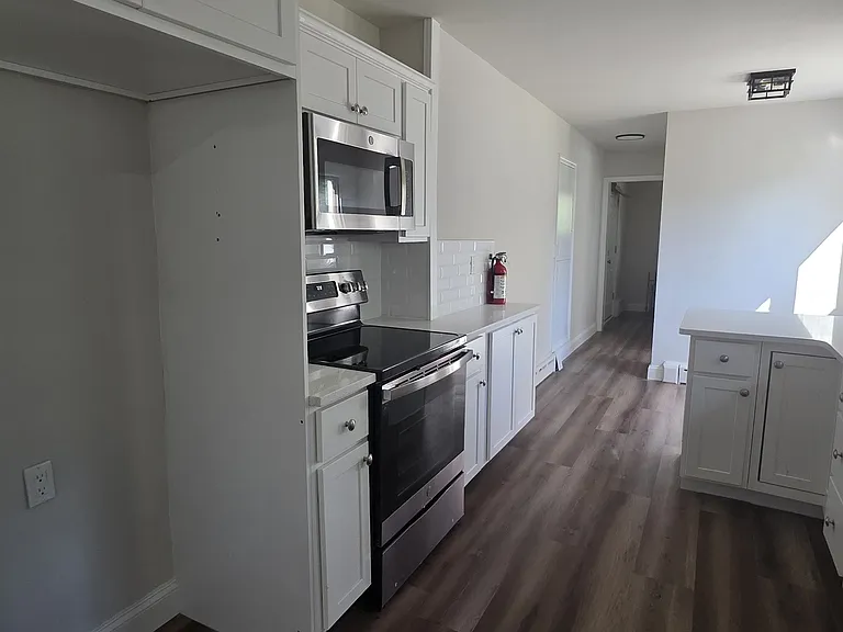 701 Pine St — Photo 14