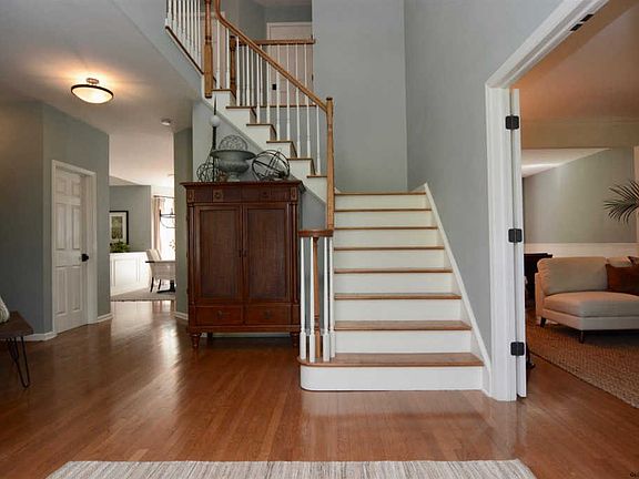 2nd image of 81 Fieldstone Dr