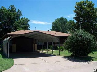 1309 N 15th St, Enid, OK 73701