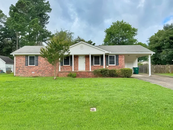 144 Reynolds Dr, Jackson, TN 38305