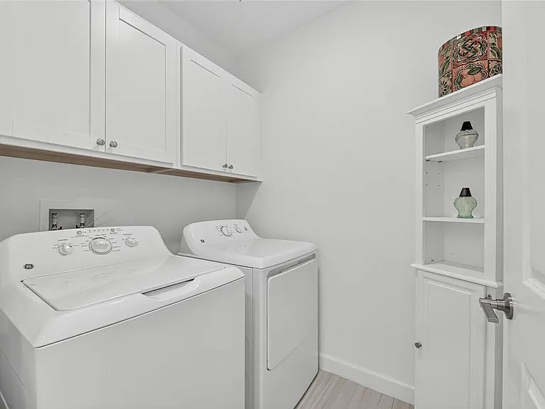 17334 Holly Well Ave — Photo 24