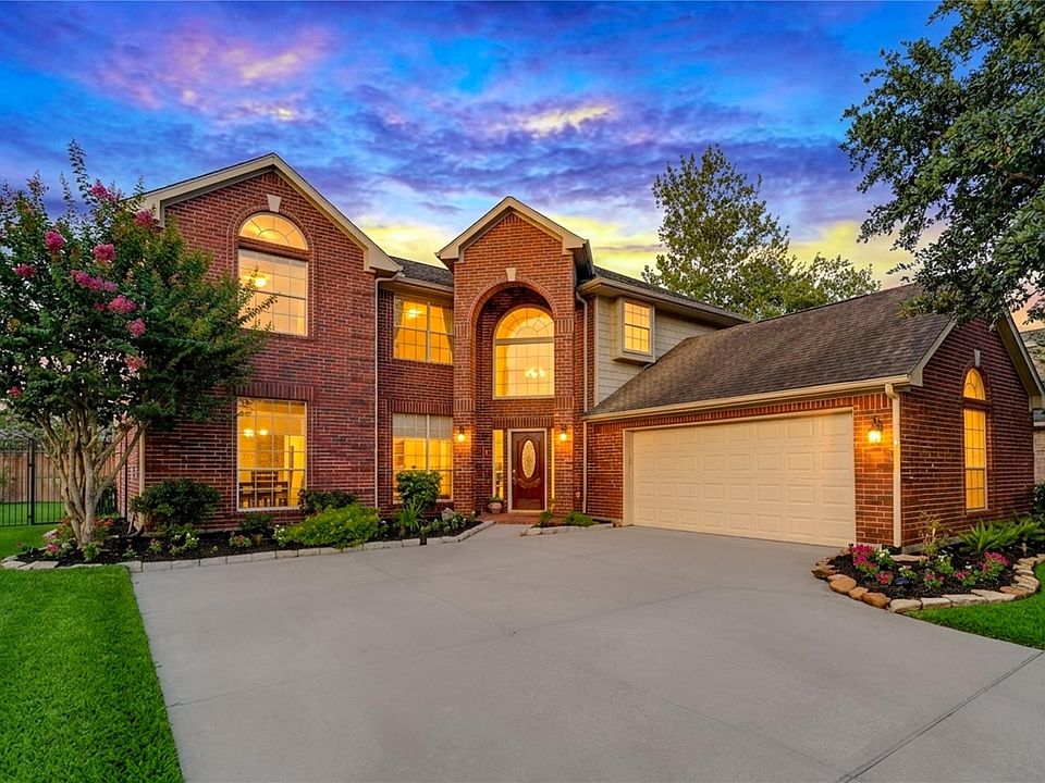 1st image of 3211 Hickory Grove Ln