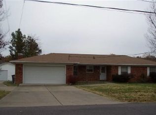 6055 Merrydale Dr, Paducah, KY 42003