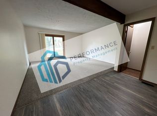 4620 Grassridge Rd, Lincoln, NE 68512