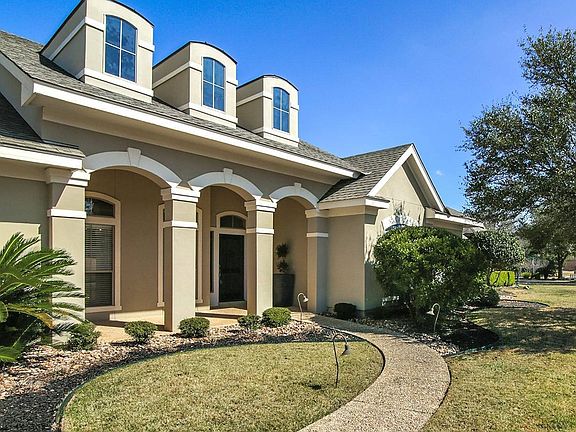2nd image of 29806 Fairway Vista Dr