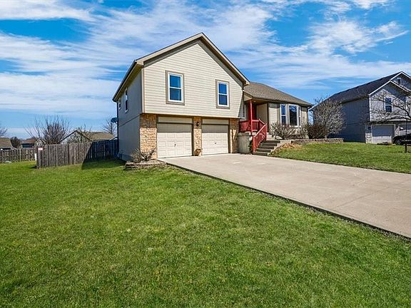 4th image of 15510 Iron Creek Ct