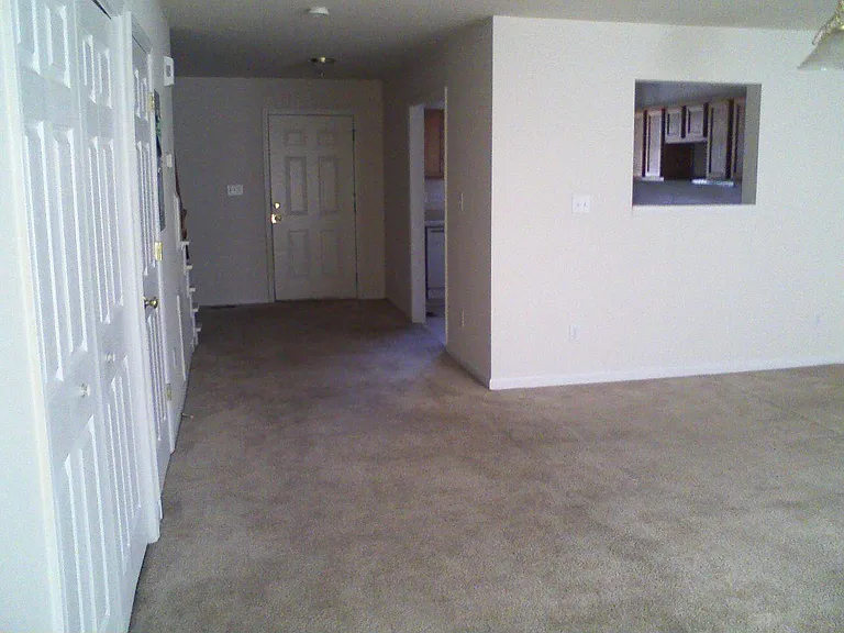 2826 Ashe St — Photo 7