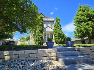 7008 W North Ave, Wauwatosa, WI 53213