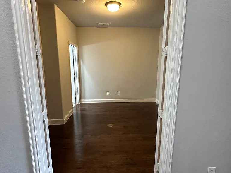 1812 Jace Dr — Photo 12