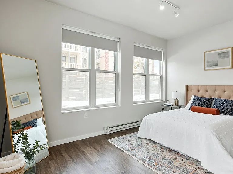 Motiv Apartments — Photo 4