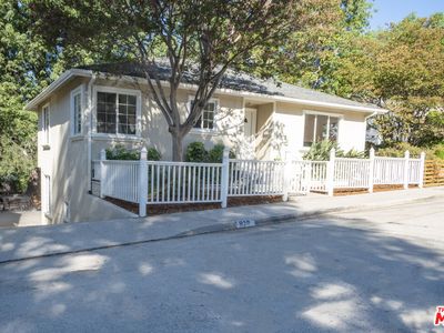 939 Cresthaven Dr, Los Angeles, CA, 90042