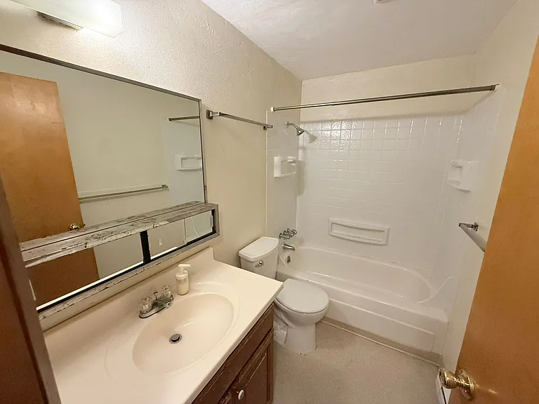 1250 SW E Ave — Photo 18