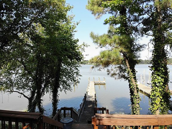 2nd image of 176 Drum Bay Ln