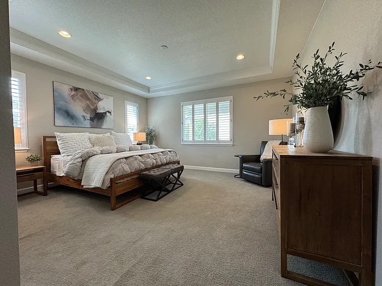 1459 Witherspoon Dr E — Photo 4