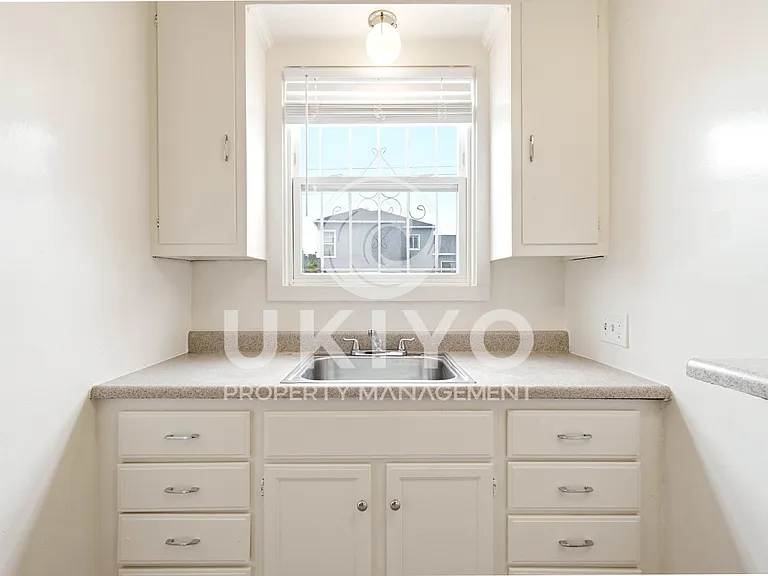 1941 Durant Ave #5 — Photo 15