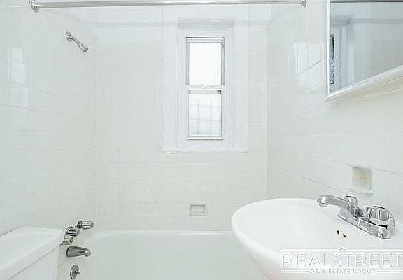 2nd image of 1677 Sterling Pl APT 2