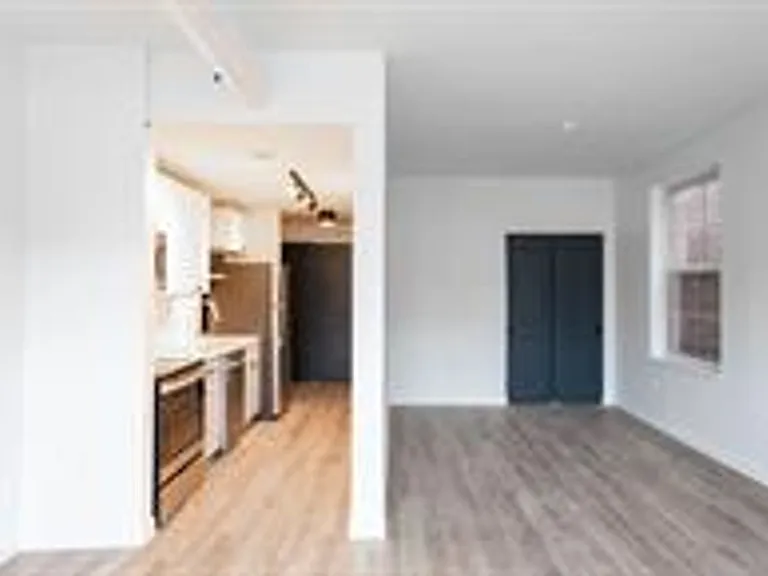 308 Miltenberger Street — Photo 4