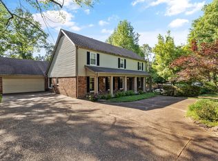 2211 Coachmans Dr, Germantown, TN 38138