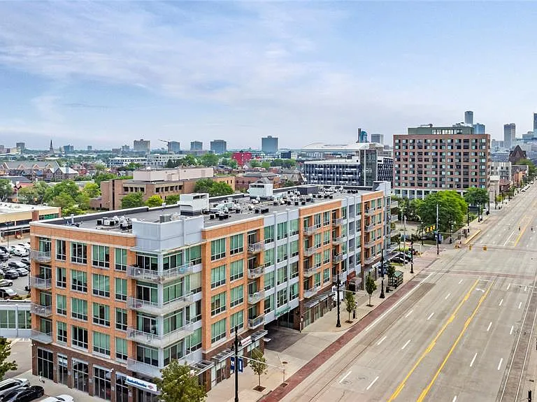 3670 Woodward Ave #410 — Photo 1