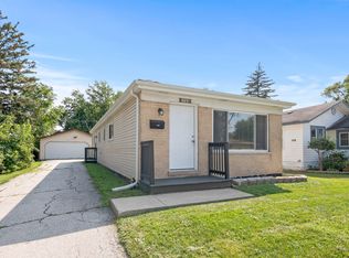 1709 Charleston Ln, Hazel Crest, IL 60429