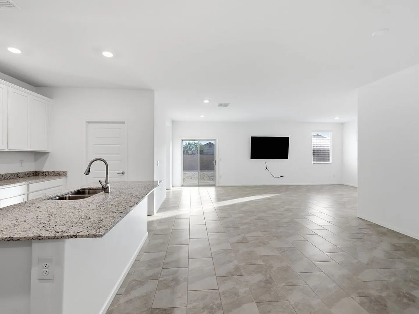 Spacious 4-Bedroom Home in Gladden Farms with Modern Features & Community Amenities! — Photo 3