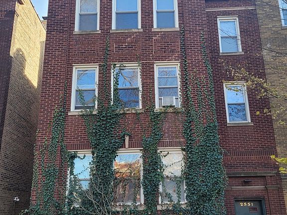 3rd image of 2551 W Eastwood Ave #2