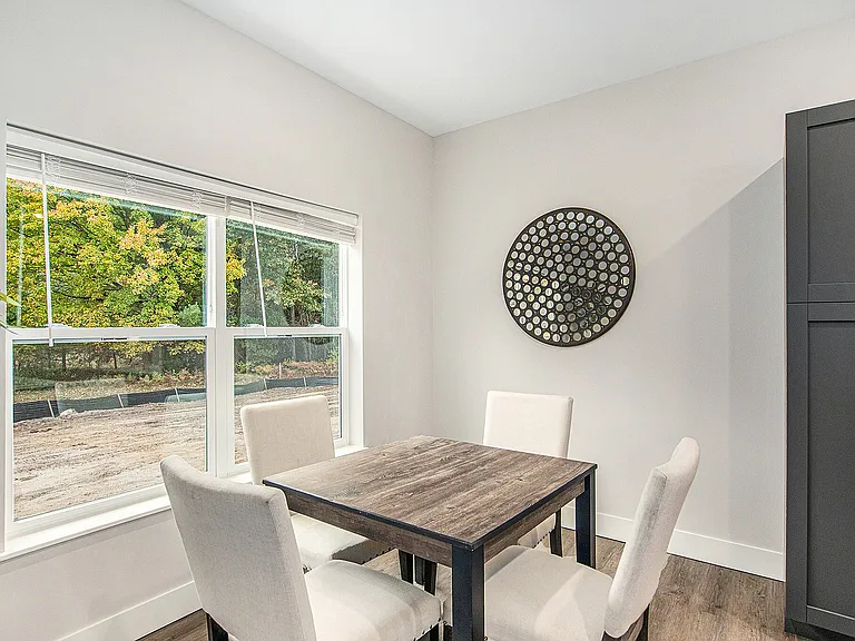 SummitTownhomes_3Bedrooms_DiningArea