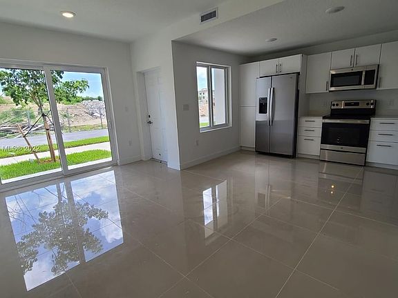 4th image of 25608 SW 143rd Pl #25608