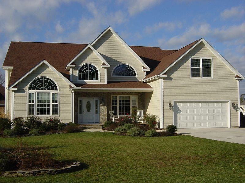 1st image of 150 Buckingham Dr
