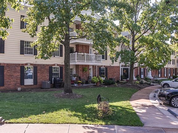 2nd image of 15046 Claymoor Ct APT 14