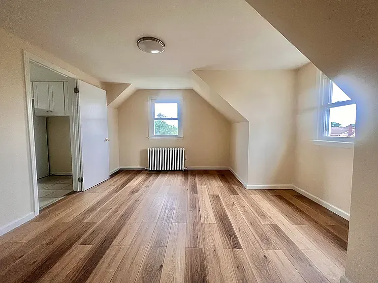 46 Leo Pl #2 — Photo 4