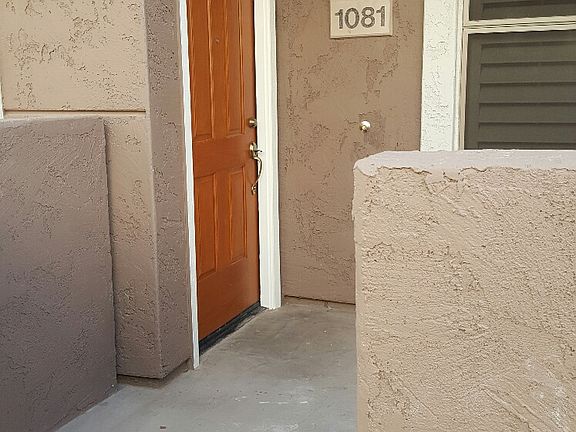 3rd image of 15221 N Clubgate Dr Unit 1081
