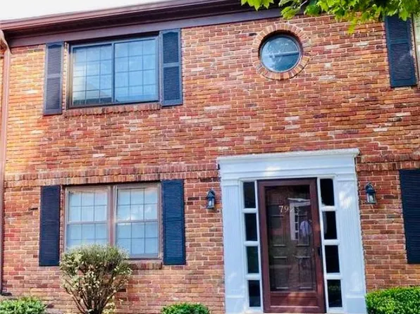 7925 Royal Arms Ct APT 3, Saint Louis, MO 63123