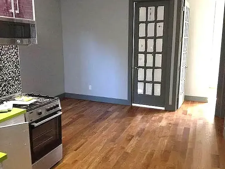 106 Grattan St #3F — Photo 7