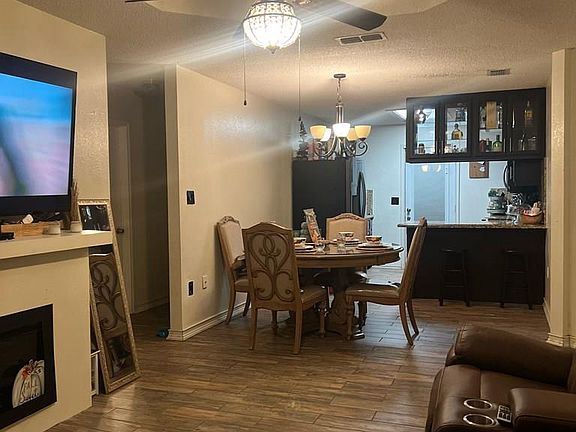 2nd image of 5092 Sonny Dr