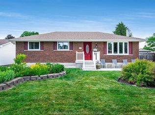 175 Sylvester Dr, Chatham Kent, ON N7M 2B8