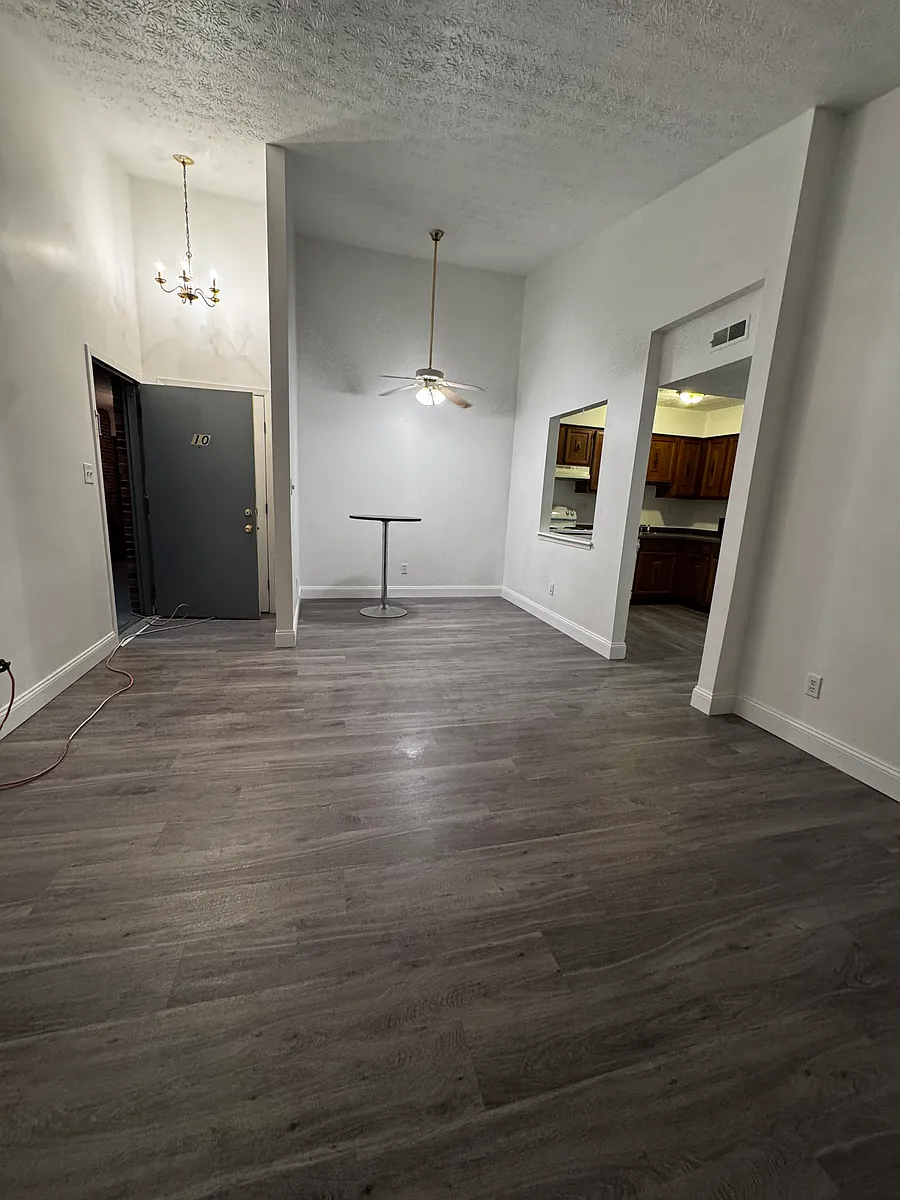 Large dining area/family room - 730 Old State Route 32 #7