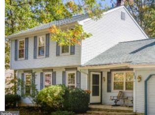 11 Whippoorwill Dr, Sicklerville, NJ 08081