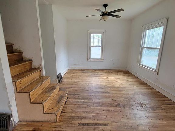 4th image of 408 Harrison Ave