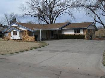 1st image of 405 SW 51st St