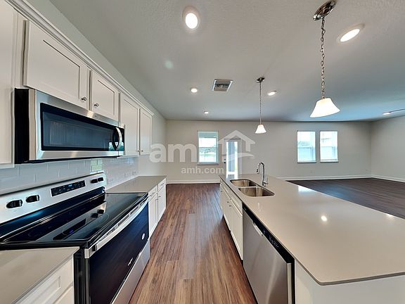 3rd image of 14542 Cedar Mill Dr