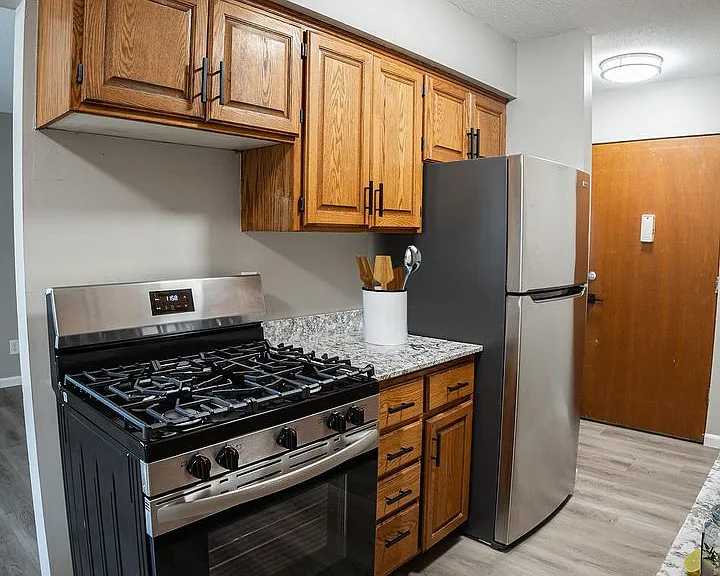 The Avery Apartments — Photo 21