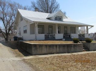 421 S 13th St, Nebraska City, NE 68410
