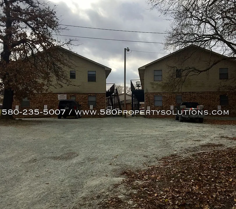 2601 Arlington Blvd