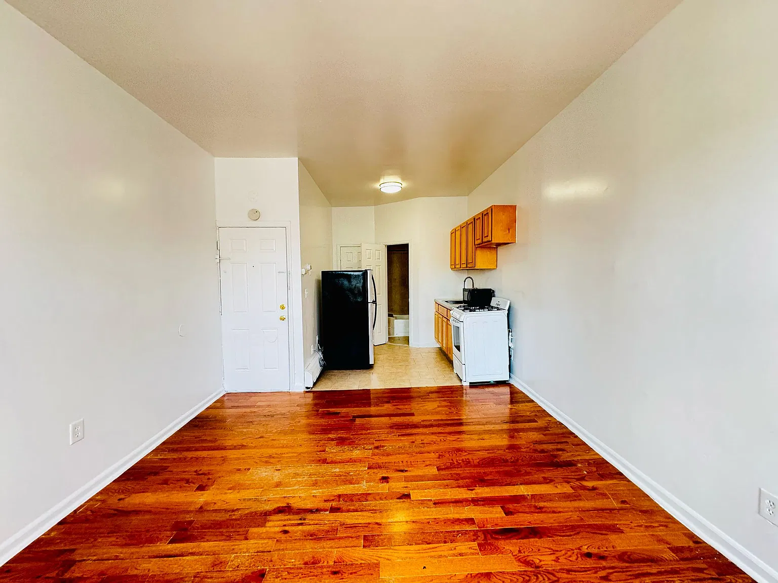 188 South St — Photo 2