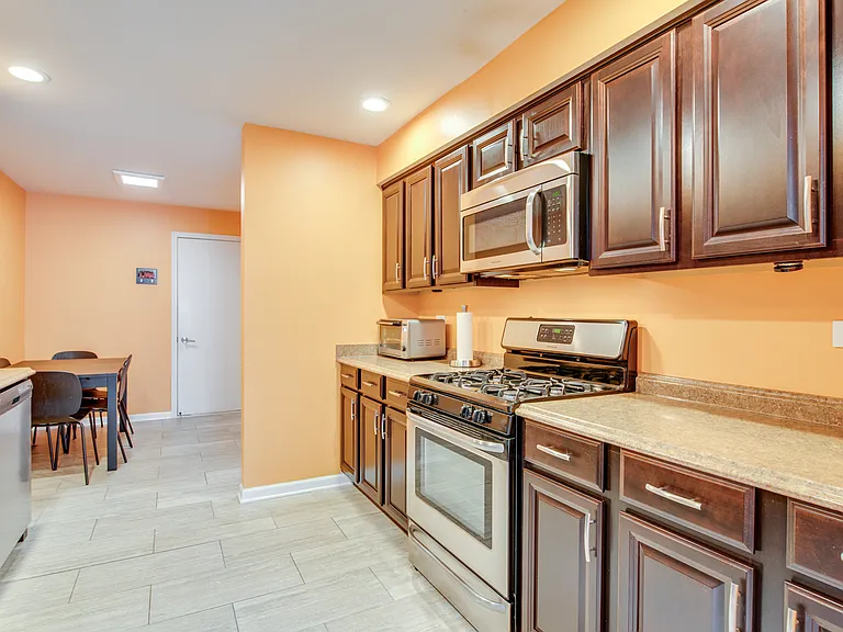 477 Village Green Rd #102D — Photo 6